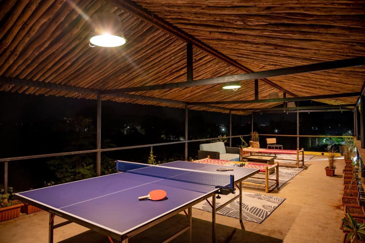 Saffronstays Onellaa, Nashik - Infinity Pool Villa Surrounded By A Vineyard Exterior photo